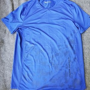 Under Armor t-shirt